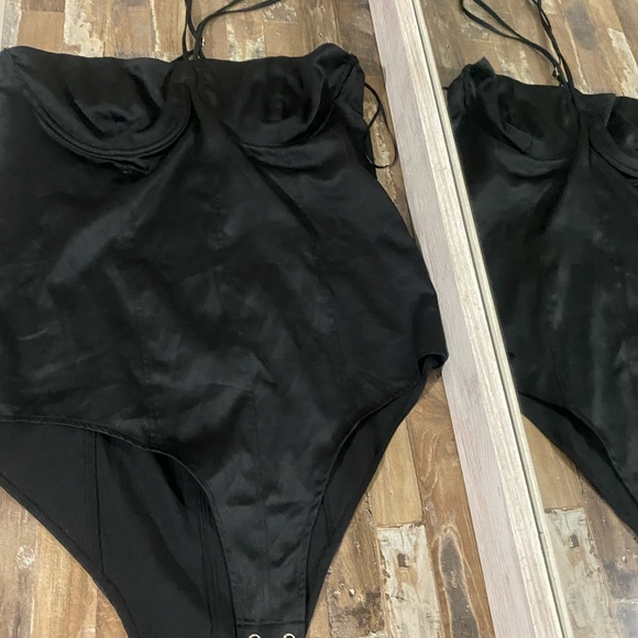 Zara Black Corset Bodysuit. - Picture 10 of 11